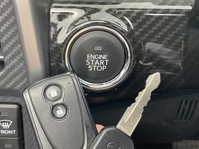 ダイハツ コペン ローブ 群馬県 2014(平26)年 3.2万km パールホワイトⅢ carrozzeria7インチナビ/・AM/FM/CD/DVD/SD/Bluetooth/フルセグTV/バックカメラ/シートヒーター/オートエアコン/プッシュスタート/スマートキー/電動オープン/ステアリングスイッチ/電動ミラー/アイドリングストップ/横滑り防止装置/純正フロアマット/ETC/純正16インチアルミホイール