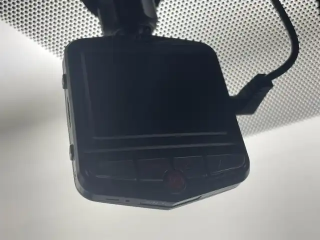 トヨタ アクア クロスオーバー グラム 茨城県 2019(令1)年 3.8万km ブラックマイカ 純正ナビ/バックカメラ/フルセグ/衝突被害軽減ブレーキ/車線逸脱抑制装置/オートマチックハイビーム/クリアランスソナー/ETC/ドラレコ/シートヒーター/純正16インチAW/LEDヘッドライト/スマートキー