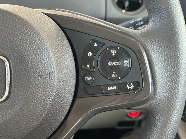 ホンダ Ｎ ＢＯＸ G L ホンダセンシング 静岡県 2018(平30)年 1.8万km プレミアムホワイトパールⅡ ホンダセンシング/・バックカメラ/・クルーズコントロール/・プリクラッシュ/・レーンキープアシスト/純正ナビ/・フルセグTV/・DVD/・CD/・Bluetooth/・ラジオ/主要装備/・ワンオーナー/・ドアバイザー/・プッシュスタート/・片側パワースライドドア/・ETC/・パワーステアリング/・パワーウィンドウ/・純正フロアマット/・オートライト