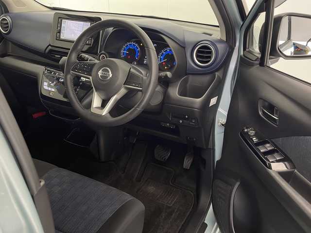 日産 デイズ ハイウェイスターX 宮崎県 2019(令1)年 5.6万km アッシュブラウン/ソーダブルー 〇純正7インチナビ【MJ118D-W】/〇フルセグTV/CD/BT/FM/AM/〇USB/〇アラウンドビューモニター/〇LEDヘッドライト/〇純正フロアマット/〇ETC/〇純正14インチAW/〇プッシュスタート/〇オートライト/〇オートハイビーム/〇ステアリングスイッチ/〇スマートキー×2/〇ドアバイザー/〇前後コーナーセンサー/〇電格ミラー/〇車線逸脱警報/〇車線逸脱防止支援システム/〇保証書取説