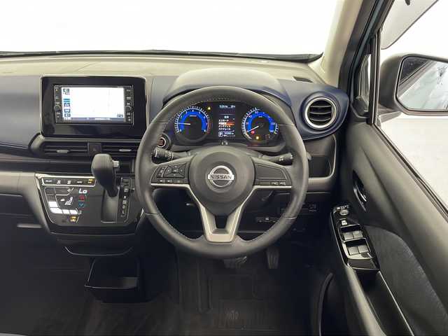 日産 デイズ ハイウェイスターX 宮崎県 2019(令1)年 5.6万km アッシュブラウン/ソーダブルー 〇純正7インチナビ【MJ118D-W】/〇フルセグTV/CD/BT/FM/AM/〇USB/〇アラウンドビューモニター/〇LEDヘッドライト/〇純正フロアマット/〇ETC/〇純正14インチAW/〇プッシュスタート/〇オートライト/〇オートハイビーム/〇ステアリングスイッチ/〇スマートキー×2/〇ドアバイザー/〇前後コーナーセンサー/〇電格ミラー/〇車線逸脱警報/〇車線逸脱防止支援システム/〇保証書取説