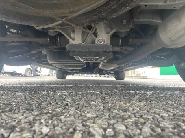 トヨタ アルファード 240X 茨城県 2012(平24)年 18.5万km パール 社外ナビ　/パワースライドドア　/バックカメラ　/ＥＴＣ　/コーナーセンサー前後　/オートライト　/プッシュスタート　/純正アルミホイール　/純正フロアマット　/横滑り防止装置　/盗難防止装置　/記録簿　/取扱説明書　/保証書