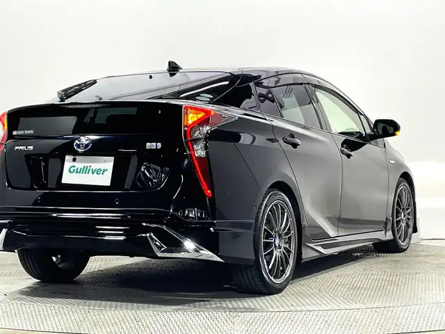 トヨタ プリウス Sセーフティプラス 大阪府 2018(平30)年 3.5万km アティチュードブラックマイカ 社外エアロ/社外18incAW/純正ナビTV/Bカメラ /衝突軽減/レーダークルーズコントロール/クリアランスソナー/トヨタセーフティセンス/ドラレコ/ETC/プッシュスタート/LEDオートライト/フォグランプ