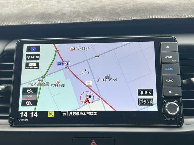 ホンダ フィット e:HEVホーム カーサ 長野県 2022(令4)年 4.3万km プラチナホワイトパール ホンダセンシング/・衝突軽減ブレーキ/・歩行者事故低減ステアリング/・路外逸脱抑制機能/・アダプティブクルーズコントロール/・車線維持支援システム/・先行車発進お知らせ機能/・オートハイビーム/・標識認識機能/Casa専用シート/純正9インチナビ【VXU-215FTi】/(CD/DVD/フルセグTV/BT)/バックカメラ/ビルトインETC/ドライブレコーダー（F・R）/ハーフレザーシート/シートヒーター（D・N席）/革巻きステアリング/ステアリングスイッチ/電動パーキングブレーキ/ブレーキホールド/LEDヘッドライト/オートライト/スマートキー/Pスタート/電動格納ミラー/Casa純正フロアマット/純正16インチAW
