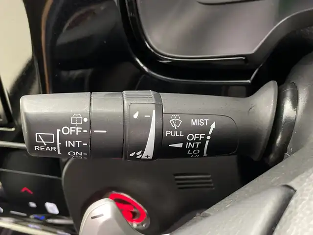 ホンダ シャトル ハイブリッド X ホンダセンシング 鹿児島県 2019(令1)年 5万km クリスタルブラックパール 純正SDナビ/（AM/FM/CD/DVD/Bluetooth/フルセグ）/バックカメラ/ホンダセンシング/レーダークルーズコントロール/レーンキープアシスト/衝突被害軽減ブレーキ/シートヒーター/ETC/ステアリングリモコン/前後ドライブレコーダー/純正フロアマット/スマートキー/プッシュスタート/オートエアコン/オートライト/LEDヘッドライト