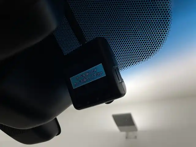 ホンダ シャトル ハイブリッド X ホンダセンシング 鹿児島県 2019(令1)年 5万km クリスタルブラックパール 純正SDナビ/（AM/FM/CD/DVD/Bluetooth/フルセグ）/バックカメラ/ホンダセンシング/レーダークルーズコントロール/レーンキープアシスト/衝突被害軽減ブレーキ/シートヒーター/ETC/ステアリングリモコン/前後ドライブレコーダー/純正フロアマット/スマートキー/プッシュスタート/オートエアコン/オートライト/LEDヘッドライト