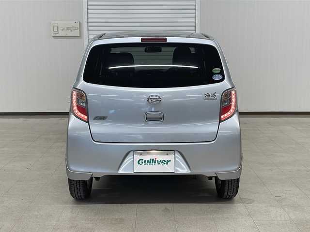 ダイハツ ミラ イース X 熊本県 2015(平27)年 2.4万km ブライトシルバーメタリック 純正ナビ(TV/CD/ラジオ)/バックカメラ/純正フロアマット/純正14インチAW/ハロゲンヘッドライト/リモコンキー/スペアキー