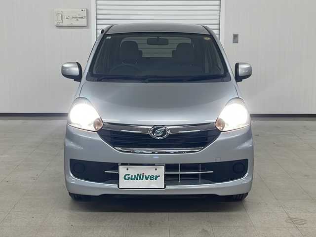 ダイハツ ミラ イース X 熊本県 2015(平27)年 2.4万km ブライトシルバーメタリック 純正ナビ(TV/CD/ラジオ)/バックカメラ/純正フロアマット/純正14インチAW/ハロゲンヘッドライト/リモコンキー/スペアキー