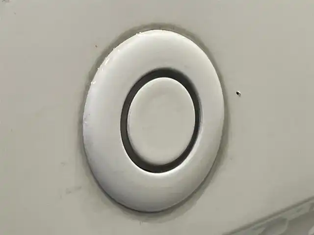 日産 ノート e－パワー B 愛知県 2020(令2)年 6.8万km ホワイト ＫＥＮＷＯＯＤナビ/アラウンドビューモニター/エマージェンシーブレーキ/車線逸脱警報/クリアランスソナー/デジタルインナーミラー/ビルトインＥＴＣ/アクセサリーソケット/ＩＳＯＦＩＸ/ＣＤ/ＤＶＤ/Ｂｌｕｅｔｏｏｔｈ/電動格納ミラー/フロアマット