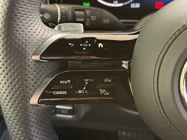 メルセデス・ベンツ ゲレンデヴァーゲン Ｇ４５０ｄ ローンチエディション 大阪府 2024(令6)年 0.1万km パール /禁煙車//ワンオーナー車//正規D車//左ハンドル//OPカラー(オパリスホワイト)//チタニウムグレー内装色//ダイヤモンドステッチナッパレザーシート//ナッパレザーダッシュボード//前席リラクゼーション機能//前後席シートヒーター・前席エアシート//ガラススライディングルーフ//ボディ同色スペアタイヤリング//MBUX12.3インチメディアディスプレイ/・FM・AM・BT・フルセグTV・Applecarplay・AndroidAuto//ブルメスター3Dサラウンドサウンド//360度カメラ//ETC2.0//マルチビームLEDヘッドライト//アダプティブハイビームアシスト＋//ブラインドスポットアシスト//アクティブレーンキーピングアシスト//アクティブパーキングアシスト//キーレスゴー//ディーラーオプションデジタルインナーミラー型前後ドラレコ//純正AMG20インチアルミホイール//保証書//取扱説明書//スペアキー