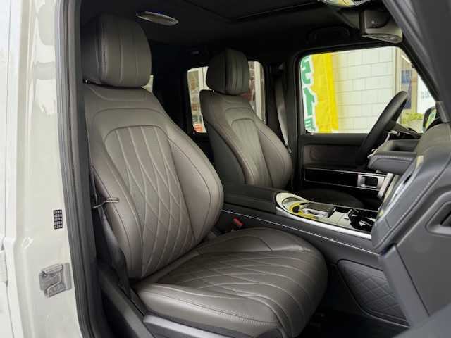 メルセデス・ベンツ ゲレンデヴァーゲン Ｇ４５０ｄ ローンチエディション 大阪府 2024(令6)年 0.1万km パール /禁煙車//ワンオーナー車//正規D車//左ハンドル//OPカラー(オパリスホワイト)//チタニウムグレー内装色//ダイヤモンドステッチナッパレザーシート//ナッパレザーダッシュボード//前席リラクゼーション機能//前後席シートヒーター・前席エアシート//ガラススライディングルーフ//ボディ同色スペアタイヤリング//MBUX12.3インチメディアディスプレイ/・FM・AM・BT・フルセグTV・Applecarplay・AndroidAuto//ブルメスター3Dサラウンドサウンド//360度カメラ//ETC2.0//マルチビームLEDヘッドライト//アダプティブハイビームアシスト＋//ブラインドスポットアシスト//アクティブレーンキーピングアシスト//アクティブパーキングアシスト//キーレスゴー//ディーラーオプションデジタルインナーミラー型前後ドラレコ//純正AMG20インチアルミホイール//保証書//取扱説明書//スペアキー