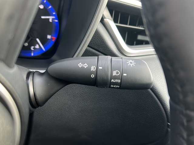 トヨタ カローラ クロス ハイブリッド Z 千葉県 2023(令5)年 1.5万km プラチナホワイトパールマイカ ワンオーナー/純正HDDナビ/フルセグテレビ/Bluetooth/バックカメラ/クルーズコントロール/ビルトインETC/ドラレコ前後/パワーシート（D席）/シートヒーター（前列）/ハーフレザーシート/パワーバックドア/プリクラッシュセーフティシステム/レーダークルーズコントロール/ブラインドスポットモニター/リヤクロストラフィックアラート/パーキングサポートブレーキ/ロードサインアシスト/スペアキー×１/スマートキー/純正アルミホイール/保証書・取扱説明書