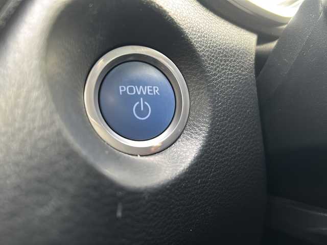 トヨタ カローラ クロス ハイブリッド Z 千葉県 2023(令5)年 1.5万km プラチナホワイトパールマイカ ワンオーナー/純正HDDナビ/フルセグテレビ/Bluetooth/バックカメラ/クルーズコントロール/ビルトインETC/ドラレコ前後/パワーシート（D席）/シートヒーター（前列）/ハーフレザーシート/パワーバックドア/プリクラッシュセーフティシステム/レーダークルーズコントロール/ブラインドスポットモニター/リヤクロストラフィックアラート/パーキングサポートブレーキ/ロードサインアシスト/スペアキー×１/スマートキー/純正アルミホイール/保証書・取扱説明書