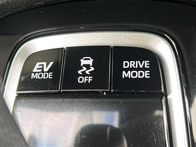 トヨタ カローラ クロス ハイブリッド Z 千葉県 2023(令5)年 1.5万km プラチナホワイトパールマイカ ワンオーナー/純正HDDナビ/フルセグテレビ/Bluetooth/バックカメラ/クルーズコントロール/ビルトインETC/ドラレコ前後/パワーシート（D席）/シートヒーター（前列）/ハーフレザーシート/パワーバックドア/プリクラッシュセーフティシステム/レーダークルーズコントロール/ブラインドスポットモニター/リヤクロストラフィックアラート/パーキングサポートブレーキ/ロードサインアシスト/スペアキー×１/スマートキー/純正アルミホイール/保証書・取扱説明書