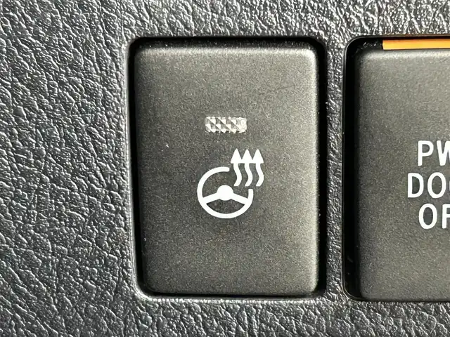 トヨタ アルファードハイブリット SR Cパッケージ 道央・札幌 2019(令1)年 5万km ブラック ・アルパインナビ/・BT/CD/AM/FM/USB/SD/HDMI/・アルパインフリップダウン/・ツインサンルーフ/・寒冷地仕様/・ステアリングヒーター/・オートマチックハイビーム/・レーンキープアシスト/・ＭＴモード/・アイドリングストップ/・アダプティブクルーズコントロール/・ステアリングスイッチ/・ダブルエアコン/・全席シートヒーター/・シートエアコン/・パワーシート/・両側パワースライドドア/・パワーバックドア/・ＥＴＣ/・電動パーキングブレーキ/・ブレーキホールド/・横滑り防止システム/・ウォークスルー/・オットマン/・純正フロアマット/・ＬＥＤヘッドライト/・１００Ｖ充電/・車庫調/・純正AW夏タイヤ積載