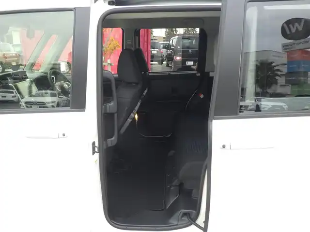 トヨタ ルーミー カスタムG－T 千葉県 2025(令7)年 0.1千km パールホワイトⅢ スマートアシストIII/レーダークルーズコントロール/エコアイドル/両側パワースライドドア/ディスプレイオーディオ/純正地デジTV/【Apple CarPlay　Android Auto対応】/【Bluetooth接続】/パノラマモニター/革巻きステアリング/ステアリングスイッチ/LEDヘッドライト/フォグライト/ウインカーミラー/コーナーセンサー/純正15インチアルミホイル/キーフリーシステム