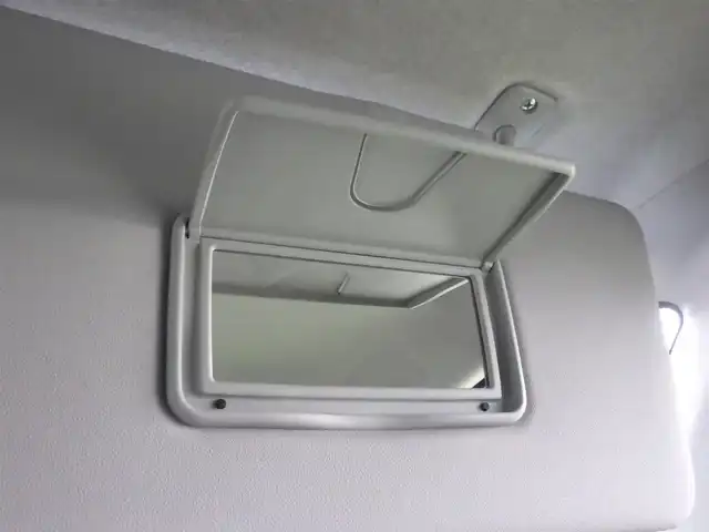 トヨタ ルーミー カスタムG－T 千葉県 2025(令7)年 0.1千km パールホワイトⅢ スマートアシストIII/レーダークルーズコントロール/エコアイドル/両側パワースライドドア/ディスプレイオーディオ/純正地デジTV/【Apple CarPlay　Android Auto対応】/【Bluetooth接続】/パノラマモニター/革巻きステアリング/ステアリングスイッチ/LEDヘッドライト/フォグライト/ウインカーミラー/コーナーセンサー/純正15インチアルミホイル/キーフリーシステム