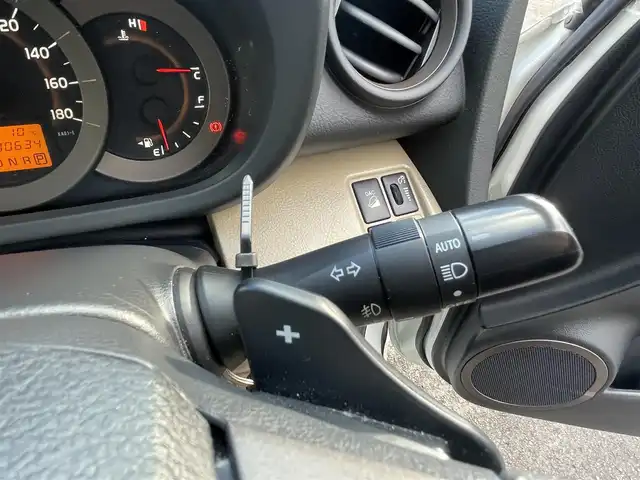 トヨタ ヴァンガード 240S 島根県 2013(平25)年 9.1万km ホワイトパールクリスタルシャイン 純正ナビ（NSZT-W62G）/フルセグTV/DVD再生/Bluetooth接続/バックカメラ/クルーズコントロール/ダウンヒルアシストコントロール/スマートキー/プッシュスタート/純正HIDヘッドライト/純正17AW/純正フロアマット/スタッドレスタイヤ/保証書/取扱説明書/スペアキー１本