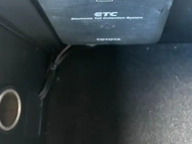 トヨタ ヴァンガード 240S 島根県 2013(平25)年 9.1万km ホワイトパールクリスタルシャイン 純正ナビ（NSZT-W62G）/フルセグTV/DVD再生/Bluetooth接続/バックカメラ/クルーズコントロール/ダウンヒルアシストコントロール/スマートキー/プッシュスタート/純正HIDヘッドライト/純正17AW/純正フロアマット/スタッドレスタイヤ/保証書/取扱説明書/スペアキー１本