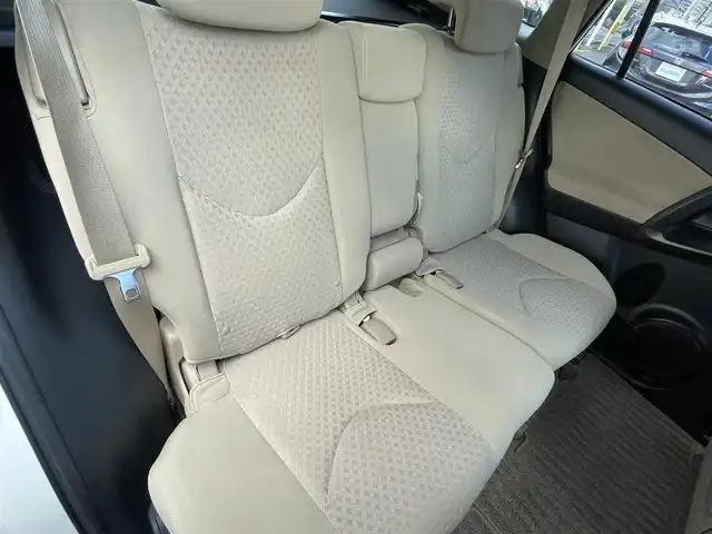 トヨタ ヴァンガード 240S 島根県 2013(平25)年 9.1万km ホワイトパールクリスタルシャイン 純正ナビ（NSZT-W62G）/フルセグTV/DVD再生/Bluetooth接続/バックカメラ/クルーズコントロール/ダウンヒルアシストコントロール/スマートキー/プッシュスタート/純正HIDヘッドライト/純正17AW/純正フロアマット/スタッドレスタイヤ/保証書/取扱説明書/スペアキー１本