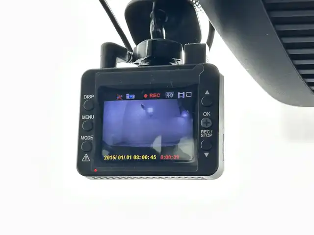 マツダ デミオ XD 佐賀県 2015(平27)年 9.9万km スノーフレイクホワイトパールマイカ 純正７型ナビ/（フルセグTV/CD/DVD/Bluetooth/USB/AM/FM）/衝突軽減システム/バックカメラ/クルーズコントロール/前後ドライブレコーダー/純正15インチアルミホイール/純正フロアマット/ＬＥＤヘッドライト/オートライト/フォグライト/ＭＴ付ＡＴ/ビルトインＥＴＣ/スマートキー/スペアキー×１/ドアバイザー/アイソフィックス/横滑り防止装置/アイドリングストップ