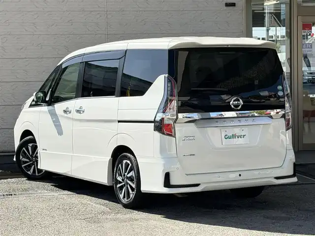 日産 セレナ ハイウェイスター V 兵庫県 2020(令2)年 4.5万km ブリリアントホワイトパール 純正ナビ/（CD/DVD/BT）/ビルトインETC/デジタルインナーミラー/全方位カメラ/衝突被害軽減システム/レーダークルーズコントロール/プロパイロット/LEDライト/オートライト/スマートキー/電動格納ミラー/純正フロアマット/ドアバイザー