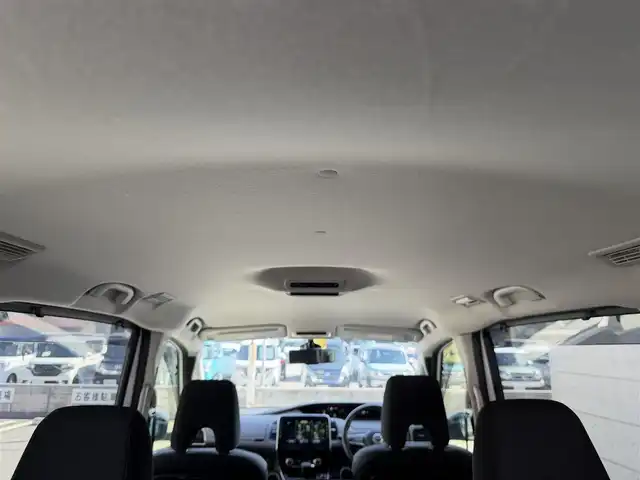 日産 セレナ ハイウェイスター V 兵庫県 2020(令2)年 4.5万km ブリリアントホワイトパール 純正ナビ/（CD/DVD/BT）/ビルトインETC/デジタルインナーミラー/全方位カメラ/衝突被害軽減システム/レーダークルーズコントロール/プロパイロット/LEDライト/オートライト/スマートキー/電動格納ミラー/純正フロアマット/ドアバイザー