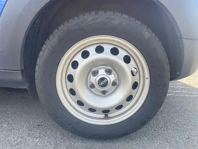 ＭＩＮＩ ミニ クロスオーバー ワン 福岡県 2013(平25)年 9.5万km トゥルーブルーM 1オーナー/純正オーディオ/CD.AUX/ルーフレール/電動格納ミラー/保証書/取説/スペアキー