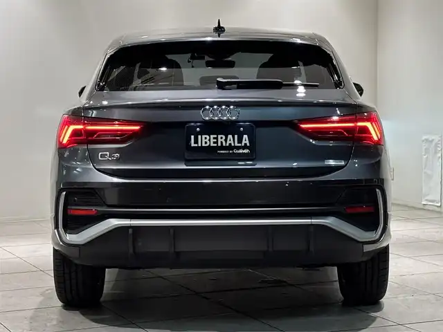 アウディ Ｑ３ SB 35TFSI Sライン 愛知県 2020(令2)年 2万km グレー バーチャルコクピット　/ハーフレザー　/シートヒーター　/ＭＭＩナビゲーション　/Ｂｌｕｅｔｏｏｔｈ　/３６０度カメラ　/ＡＣＣ　/ＬＫＡ　/ＢＳＭ　/ワイヤレスチャージ　/ドライブレコーダー　/ＥＴＣ２．０/アイドリングストップ/パワーバックドア/プッシュスタート/ウィンカーミラー