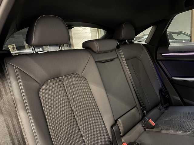 アウディ Ｑ３ SB 35TFSI Sライン 愛知県 2020(令2)年 2万km グレー バーチャルコクピット　/ハーフレザー　/シートヒーター　/ＭＭＩナビゲーション　/Ｂｌｕｅｔｏｏｔｈ　/３６０度カメラ　/ＡＣＣ　/ＬＫＡ　/ＢＳＭ　/ワイヤレスチャージ　/ドライブレコーダー　/ＥＴＣ２．０/アイドリングストップ/パワーバックドア/プッシュスタート/ウィンカーミラー