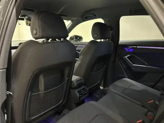 アウディ Ｑ３ SB 35TFSI Sライン 愛知県 2020(令2)年 2万km グレー バーチャルコクピット　/ハーフレザー　/シートヒーター　/ＭＭＩナビゲーション　/Ｂｌｕｅｔｏｏｔｈ　/３６０度カメラ　/ＡＣＣ　/ＬＫＡ　/ＢＳＭ　/ワイヤレスチャージ　/ドライブレコーダー　/ＥＴＣ２．０/アイドリングストップ/パワーバックドア/プッシュスタート/ウィンカーミラー