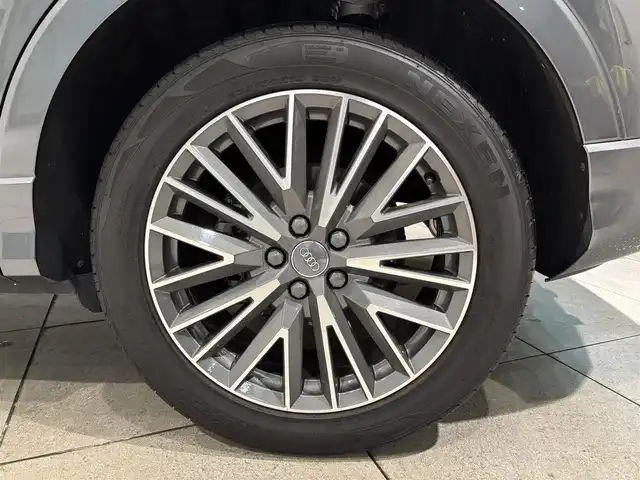 アウディ Ｑ３ SB 35TFSI Sライン 愛知県 2020(令2)年 2万km グレー バーチャルコクピット　/ハーフレザー　/シートヒーター　/ＭＭＩナビゲーション　/Ｂｌｕｅｔｏｏｔｈ　/３６０度カメラ　/ＡＣＣ　/ＬＫＡ　/ＢＳＭ　/ワイヤレスチャージ　/ドライブレコーダー　/ＥＴＣ２．０/アイドリングストップ/パワーバックドア/プッシュスタート/ウィンカーミラー