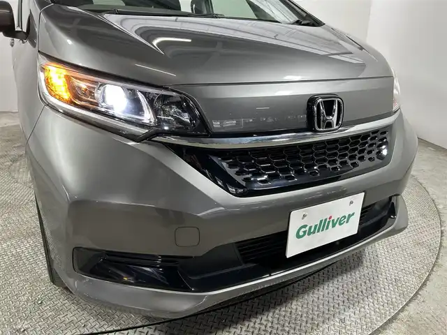 ホンダ フリード G ホンダセンシング 大阪府 2020(令2)年 2.8万km スーパープラチナグレーメタリック ディスプレイオーディオ ETC 両側パワースライドドア 衝突軽減 レーダークルコン レーンアシスト オートライト スマートキー プッシュスタート オートエアコン ドラレコ USB