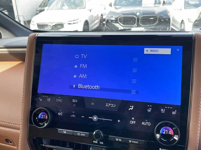 トヨタ ヴェルファイア Z プレミア 東京都 2024(令6)年 0.9万km プラチナホワイトパールマイカ ワンオーナー/新車時保証書　整備記録簿/ユーザーガイド/セーフティーセンス/トヨタチームメイト/14インチディスプレイオーディオ/純正ナビ/フルセグTV【走行中映ります】/USB/BT/Miracast/AppleCarplay/パノラミックビューモニター　ETC【2.0】/デジタルインナーミラー/ヘッドアップディスプレイ/ドライブレコーダー【前後】/AC100V100W/左右独立ムーンルーフ　レザーシート/前席後席シートヒーター/ベンチレーター/パワーシート【運転席メモリー付】/両側パワースライドドア/パワーバックドア/3眼LEDヘッドライト/スマートキー×２/サイド/カーテン/ニーエアバック/純正19インチアルミ