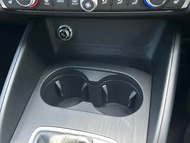 アウディ Ａ３ SB 30TFSI スポーツ 茨城県 2019(平31)年 2.8万km グレイシアホワイトメタリック アシスタンスＰＫＧ　/サイドアシスト　/レーンアシスト　/リヤクロストラフィックアシスト　/ハイビームアシスト　/ＡＣＣ　/コンビニエンスＰＫＧ　/アドバンストキー　/Ｂカメラ　/バーチャルＣＰ　/ナビ　/ＴＶ　/BT/DVD/CD/シートヒーター/ETC/禁煙車
