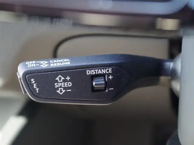 アウディ Ａ３ SB 30TFSI スポーツ 埼玉県 2019(平31)年 2.8万km グレイシアホワイトメタリック アダプティブクルーズコントロール/コンビニエンスパッケージ/アシスタンスパッケージ/バーチャルコックピット/CarPlay/パークセンサー/ブラインドスポットモニター/バックカメラ/純正ナビ/前後ドラレコ/ETC/Bluetooth/フルセグTV/シートヒーター