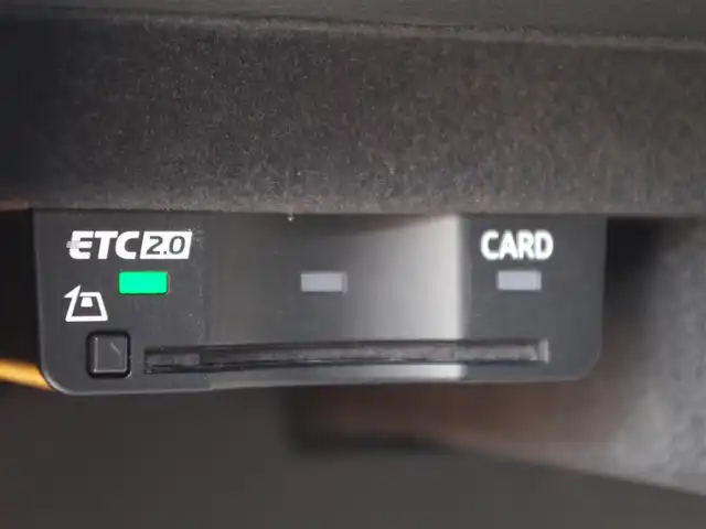 アウディ Ａ３ SB 30TFSI スポーツ 埼玉県 2019(平31)年 2.8万km グレイシアホワイトメタリック アダプティブクルーズコントロール/コンビニエンスパッケージ/アシスタンスパッケージ/バーチャルコックピット/CarPlay/パークセンサー/ブラインドスポットモニター/バックカメラ/純正ナビ/前後ドラレコ/ETC/Bluetooth/フルセグTV/シートヒーター