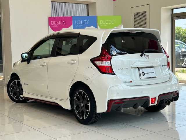 日産 ノート e－パワー ニスモ 埼玉県 2020(令2)年 4.8万km ブリリアントホワイトパール インテリジェントエマージェンシーブレーキ/純正ナビ/ CD/DVD/BT/AUX/フルセグ/全方位カメラ/デジタルインナーミラー/パーキングセンサー/レーダークルーズコントロール/レーンキープアシスト/純正16インチアルミホイール/ETC/スマートキー/禁煙車