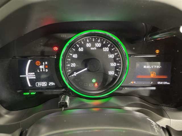 ホンダ ヴェゼル ハイブリッド Z ホンダセンシング 神奈川県 2018(平30)年 5.5万km プレミアムクリスタルレッドM 純正７型SDナビゲーション【VXM-185YFi】/フルセグ　CD DVD　iPod　AM FM MUSICRACK　Bluetooth　AUX　USB　VTR/バックカメラ/シルバールーフレール/ホンダセンシング/CMBS衝突軽減ブレーキ/LKAS車線維持支援システム/先行車発進告知/標識認識機能/路外逸脱抑制機能/レーダークルーズコントロール/RFPリアアクティブフォースペダル/ハーフレザーシート/前席シートヒーター/革巻きステアリング/パドルシフト/ビルトインETC/プッシュスタート/スマートキー/純正17インチアルミホイール/純正サイド/リアスポイラー/LEDヘッドライト/オートライト/フロントフォグランプ/スペアキー