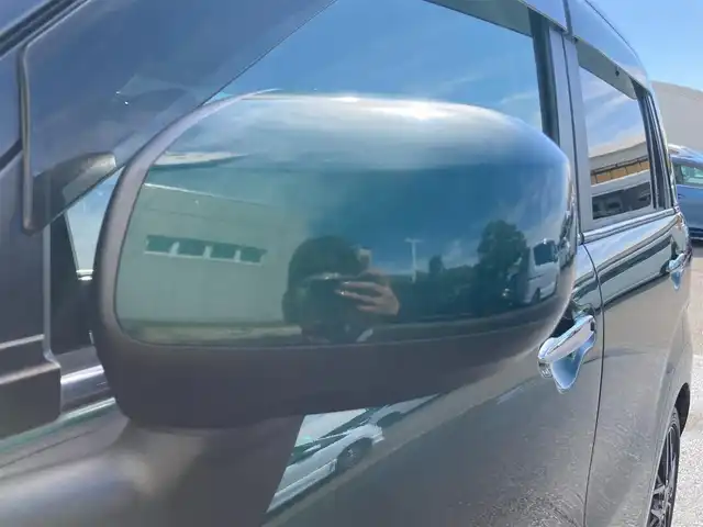 ダイハツ キャスト スタイル GターボプライムコレSAⅢ 静岡県 2019(平31)年 1.8万km ダークエメラルドマイカ ストラーダナビ/フルセグTV/バックカメラ/ビルトインETC/ドライブレコーダー/コーナーセンサー/スマートアシストIII/・衝突回避支援ブレーキ機能/・衝突警報機能/・車線逸脱警報機能/・誤発進抑制制御機能/・先行車発進お知らせ機能/・オートハイビーム/IC付ターボ/LEDヘッドランプ/本革巻きステアリング/ステアリングスイッチ/前席シートヒーター/マルチフォルケッタTRS15インチAW/キーフリーシステム/プッシュボタンスタート/禁煙車