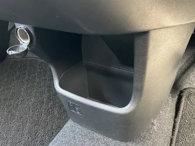 ダイハツ キャスト スタイル GターボプライムコレSAⅢ 静岡県 2019(平31)年 1.8万km ダークエメラルドマイカ ストラーダナビ/フルセグTV/バックカメラ/ビルトインETC/ドライブレコーダー/コーナーセンサー/スマートアシストIII/・衝突回避支援ブレーキ機能/・衝突警報機能/・車線逸脱警報機能/・誤発進抑制制御機能/・先行車発進お知らせ機能/・オートハイビーム/IC付ターボ/LEDヘッドランプ/本革巻きステアリング/ステアリングスイッチ/前席シートヒーター/マルチフォルケッタTRS15インチAW/キーフリーシステム/プッシュボタンスタート/禁煙車