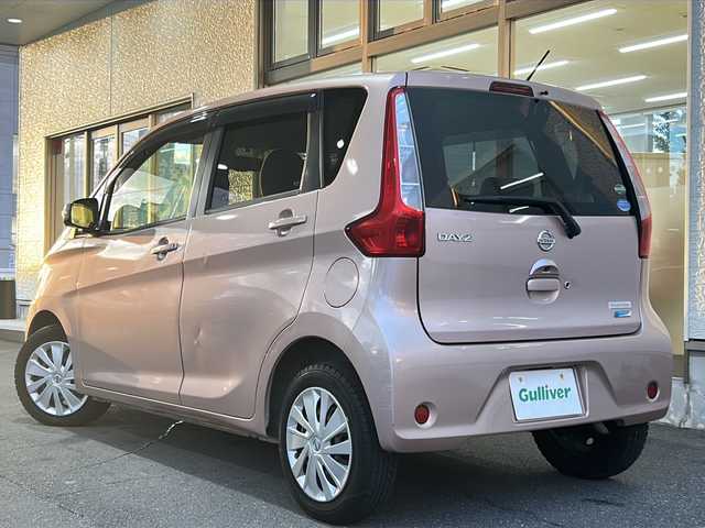 日産 デイズ X Vセレ +SeftyⅡ 岐阜県 2015(平27)年 12.3万km シルキーローズM /純正ディスプレイオーディオ/(Bluetooth/Radio)//アラウンドビューカメラ//ＥＴＣ//プッシュスタート//スマートキー//フロアマット//ドアバイザー