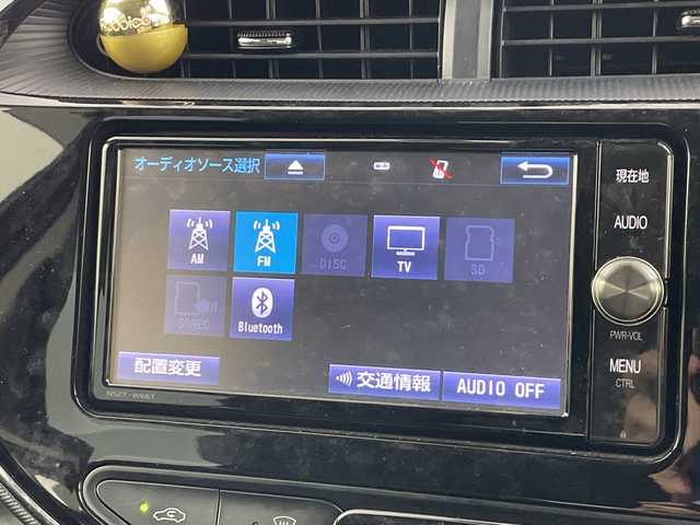 トヨタ アクア クロスオーバー 愛知県 2017(平29)年 5.7万km 赤 禁煙車/純正7インチナビ/（CD/DVD/Bluetooth/フルセグTV/SD)/バックカメラ/トヨタセーフティセンス/・プリクラッシュセーフティ/・レーンディパーチャーアラート/・オートマチックハイビーム/・誤発進抑制機能/ETC/ドライブレコーダー/シートヒーター/純正16インチアルミホイール/スマートキー/プッシュスタート/LEDヘッドライト/フロントフォグランプ/純正フロアマット/横滑り防止装置/オートエアコン