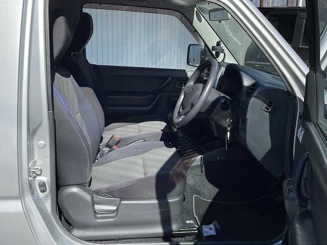 スズキ ジムニー XG 長野県 2014(平26)年 9.4万km シルキーシルバーメタリック ４WD/社外CD/社外16インチアルミ/ホイール付き冬タイヤ積込/背面タイヤ/保証書・取説/スペアキー