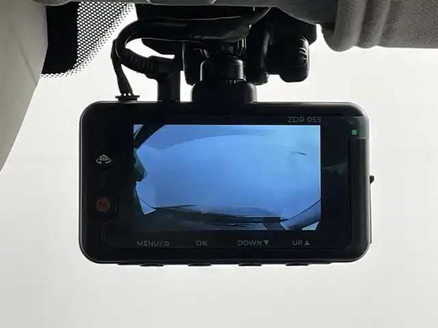 スバル フォレスター 2．0i－S アイサイト 道央・札幌 2014(平26)年 7.1万km クリスタルブラックシリカ ・４WD/・パナソニックナビゲーション/　ＣＤ／ＤＶＤ／フルセグ／ｉＰｏｄ／ＵＳＢ/・ＥＴＣ/・社外前後録画ドライブレコーダー/・バックカメラ/・アイサイト/・レーダークルーズコンロール/・横滑り防止装置/・前後コーナーセンサー/・レーンキープアシスト/・X-MODE/・前席パワーシート/・前席シートヒーター/・パドルシフト/・オートライト/・HIDヘッドライト/・フロントフォグライト/・スマートキー/・プッシュスタート/・エンジンスターター/・スペアキー1本/・純正フロアマット/・社外AW17インチ/・純正AW＋夏タイヤ積込/・ドアバイザー/・保証書あり/・取説あり