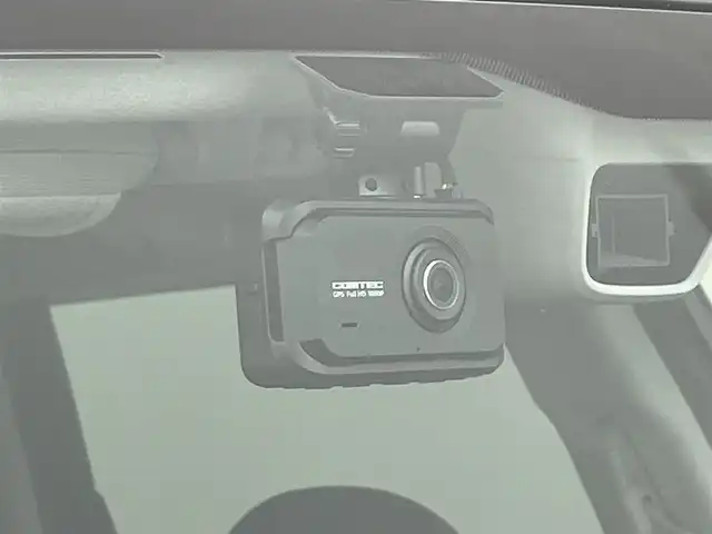 スバル フォレスター 2．0i－S アイサイト 道央・札幌 2014(平26)年 7.1万km クリスタルブラックシリカ ・４WD/・パナソニックナビゲーション/　ＣＤ／ＤＶＤ／フルセグ／ｉＰｏｄ／ＵＳＢ/・ＥＴＣ/・社外前後録画ドライブレコーダー/・バックカメラ/・アイサイト/・レーダークルーズコンロール/・横滑り防止装置/・前後コーナーセンサー/・レーンキープアシスト/・X-MODE/・前席パワーシート/・前席シートヒーター/・パドルシフト/・オートライト/・HIDヘッドライト/・フロントフォグライト/・スマートキー/・プッシュスタート/・エンジンスターター/・スペアキー1本/・純正フロアマット/・社外AW17インチ/・純正AW＋夏タイヤ積込/・ドアバイザー/・保証書あり/・取説あり