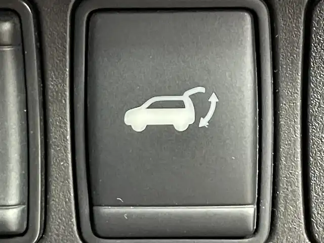 日産 エクストレイル モード・プレミア 道央・札幌 2017(平29)年 6.1万km プレミアムコロナオレンジ ・４WD/・純正SDナビゲーション/　CD/DVD/フルセグ/BT/USB/AUX/・純正ドライブレコーダー前方録画/・ビルトインETC/・アラウンドビューモニター/・エマージェンシーブレーキ/・プロパイロット/・オートブレーキホールド/・インテリジェントルームミラー/・レーダークルーズコントロール/・レザーシート/・全席シートヒーター/・横滑り防止装置/・前後コーナーセンサー/・レーンキープアシスト/・オートライト/・ダウンヒルアシストコントロール/・LEDヘッドライト/・フロントフォグランプ/・純正フロアマット/・スマートキー/・プッシュスタート/・スペアキー１本/・ルーフレール/・オーテックAW１９インチ/・TVキット/・アルパインツィーター/・保証書付き/・取説付き