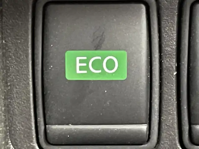 日産 エクストレイル モード・プレミア 道央・札幌 2017(平29)年 6.1万km プレミアムコロナオレンジ ・４WD/・純正SDナビゲーション/　CD/DVD/フルセグ/BT/USB/AUX/・純正ドライブレコーダー前方録画/・ビルトインETC/・アラウンドビューモニター/・エマージェンシーブレーキ/・プロパイロット/・オートブレーキホールド/・インテリジェントルームミラー/・レーダークルーズコントロール/・レザーシート/・全席シートヒーター/・横滑り防止装置/・前後コーナーセンサー/・レーンキープアシスト/・オートライト/・ダウンヒルアシストコントロール/・LEDヘッドライト/・フロントフォグランプ/・純正フロアマット/・スマートキー/・プッシュスタート/・スペアキー１本/・ルーフレール/・オーテックAW１９インチ/・TVキット/・アルパインツィーター/・保証書付き/・取説付き