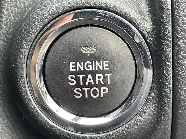 スバル インプレッサ スポーツ 2．0i－L アイサイト 滋賀県 2017(平29)年 7.8万km クォーツブルーP 純正8インチナビ/Bluetooth/CD/DVD/フルセグTV/４WD/バック/サイドカメラ/追従クルーズコントロール/LEDヘッドライト/ステアリングリモコン/純正17インチアルミホイール/パドルシフト/オートライト/プッシュスタート/スマートキー