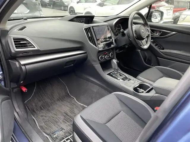 スバル インプレッサ スポーツ 2．0i－L アイサイト 滋賀県 2017(平29)年 7.8万km クォーツブルーP 純正8インチナビ/Bluetooth/CD/DVD/フルセグTV/４WD/バック/サイドカメラ/追従クルーズコントロール/LEDヘッドライト/ステアリングリモコン/純正17インチアルミホイール/パドルシフト/オートライト/プッシュスタート/スマートキー